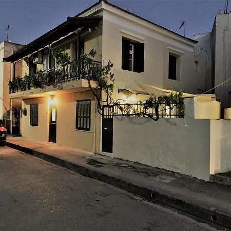 Martha III Apartment Amaliada ภายนอก รูปภาพ