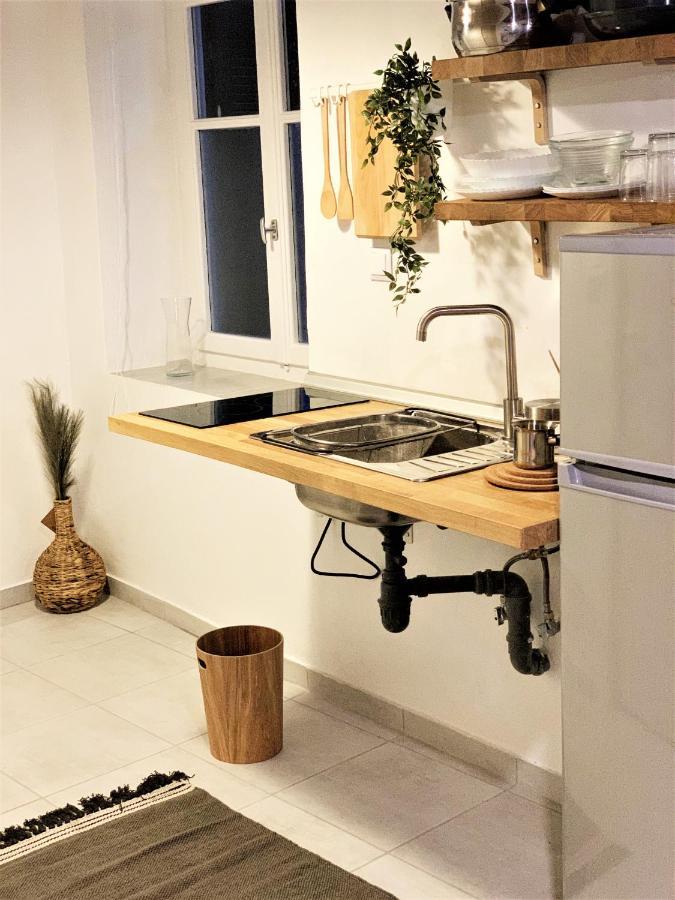 Martha III Apartment Amaliada ภายนอก รูปภาพ